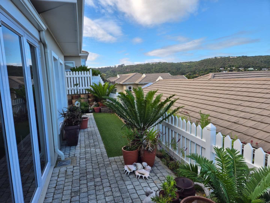 To Let 2 Bedroom Property for Rent in Hunters Estate Western Cape